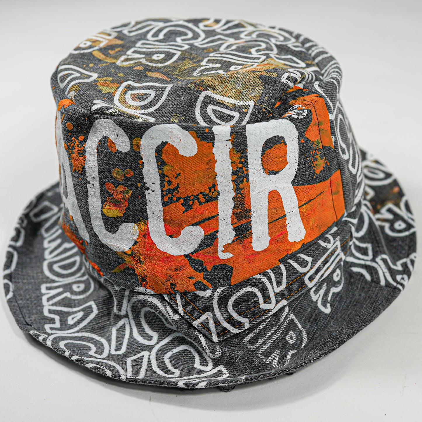 DRACCIR DESTROYED DENIM BUCKET HAT 2319.05 - TULSON